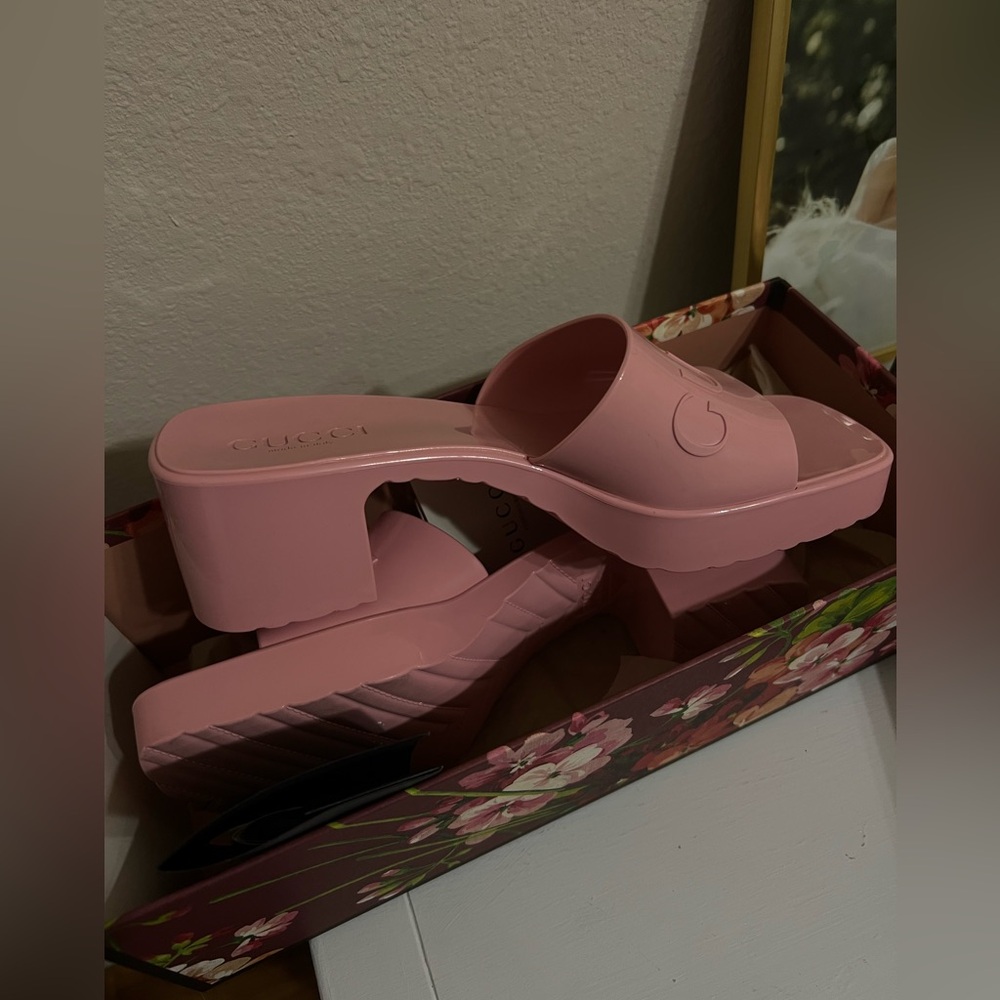 rubber heel with proof of purchase